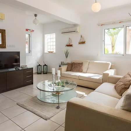 Villa Sea Renity In Mrbnb Cyprus *